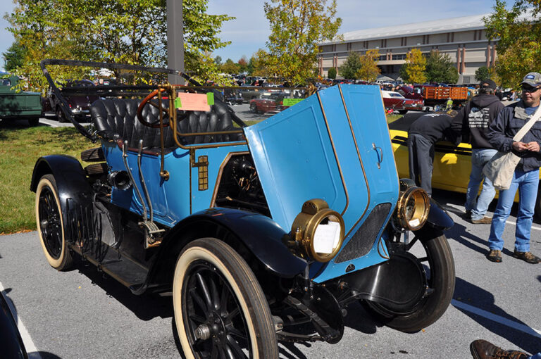 Why Should I Join AACA? – AACA – Antique Automobile Club of America